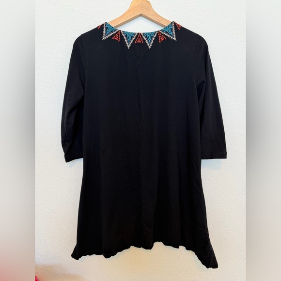 Johnny Was Tunic Embroidered Black and Navy Knit Bohemian Floral Size Medium - Picture 5 of 5